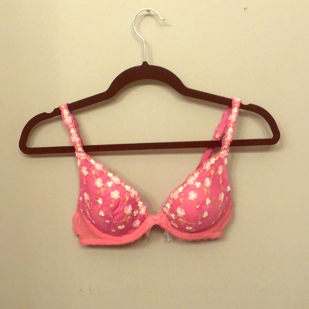 To small only worn once